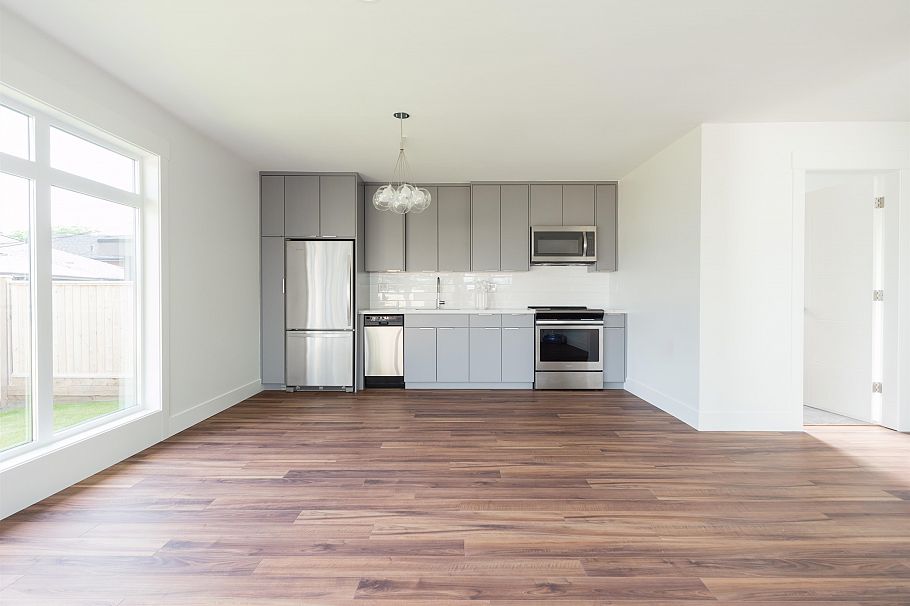 812 E 6th Street North Vancouver, BC - 26