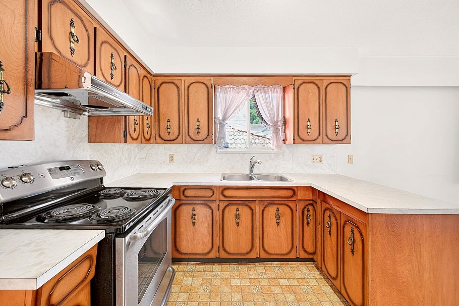 2463 Galt Street Vancouver, BC - 10