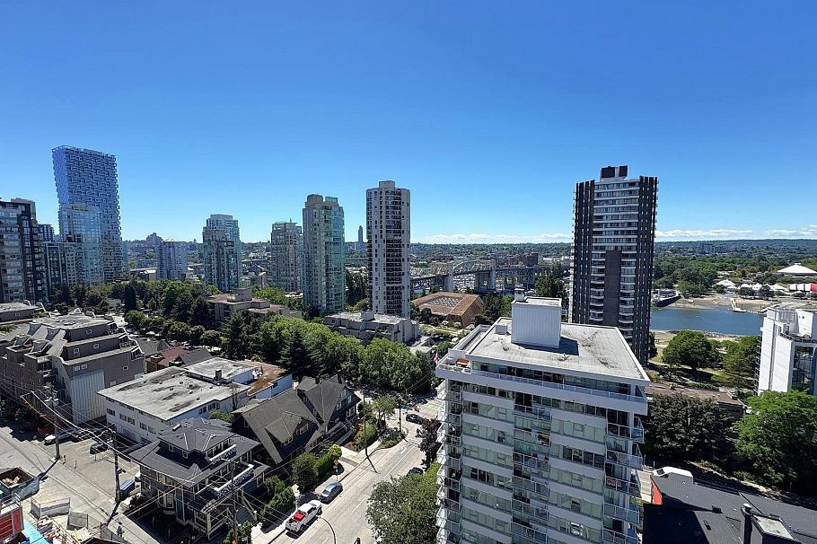 101 1100 Harwood Street Vancouver, BC - 21