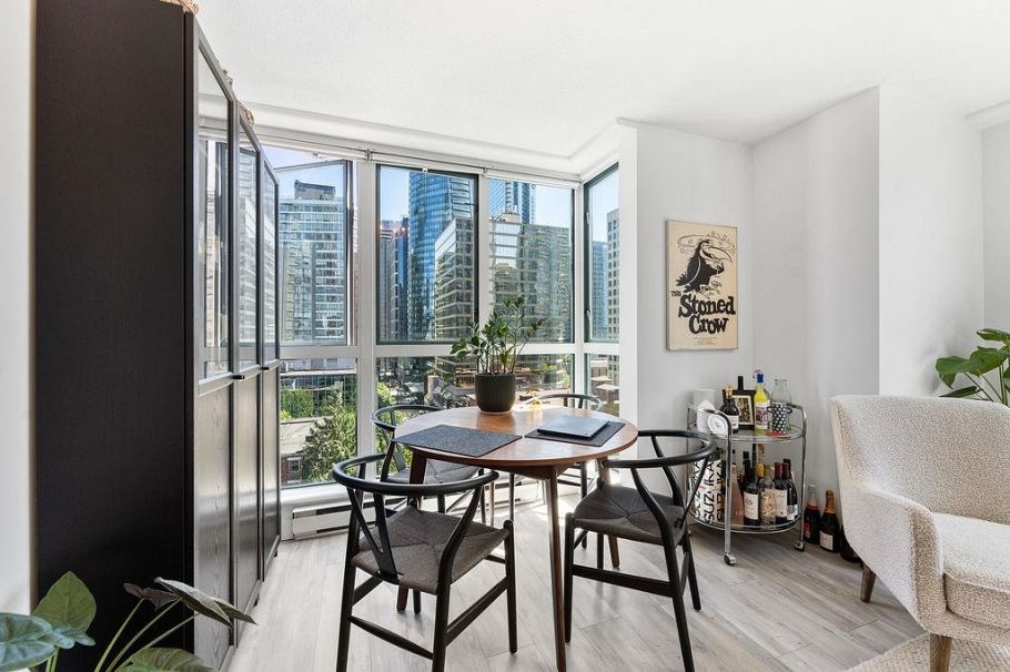 1506 1238 Melville Street Vancouver, BC - 11