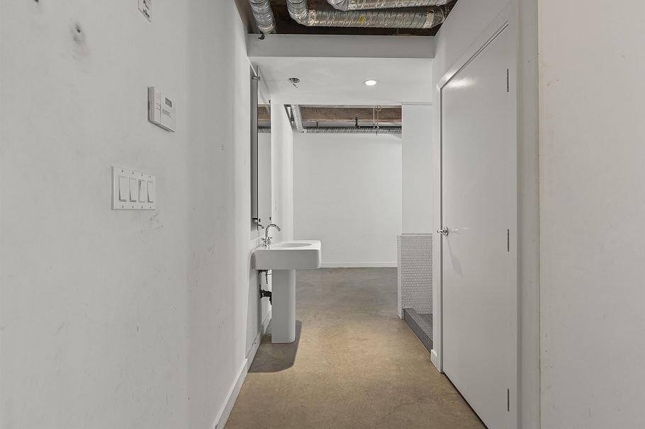 308 55 E Cordova Street Vancouver, BC - 26