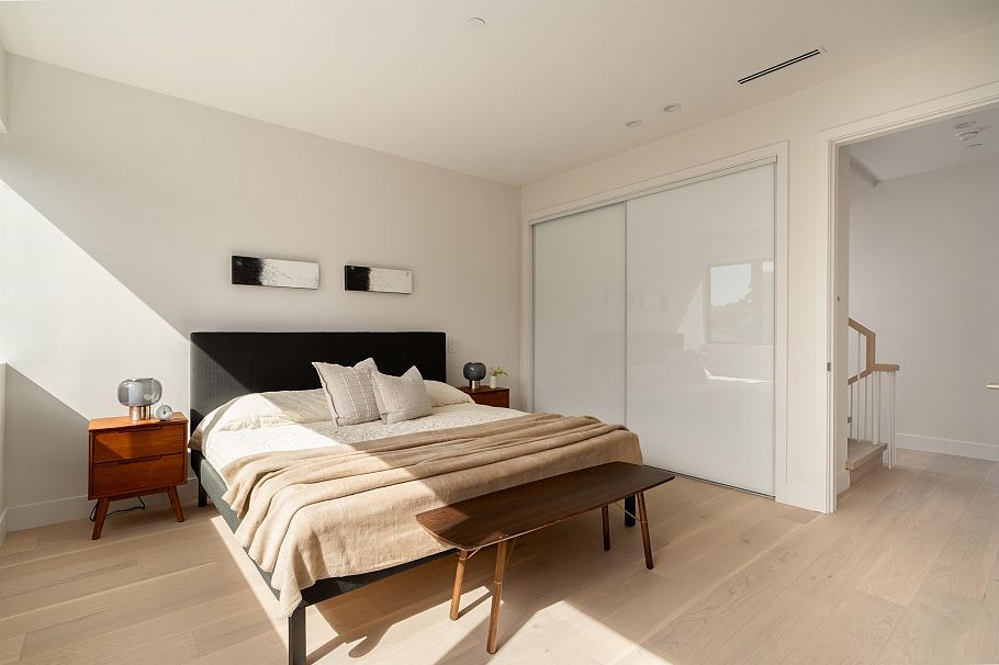 2 4161 Windsor Street Vancouver, BC - 18