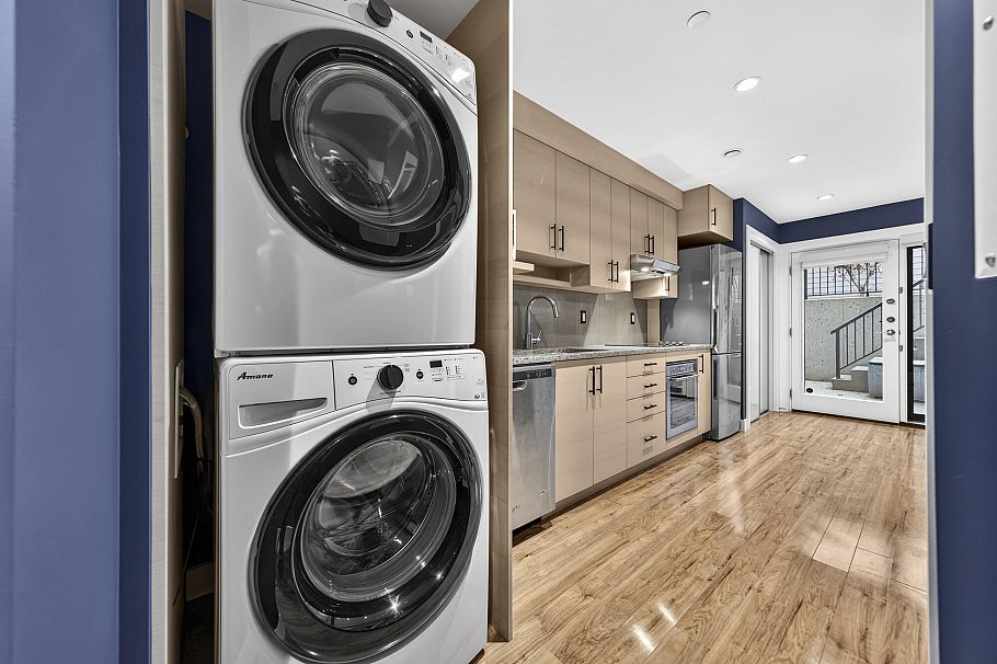 969 W 18th Avenue Vancouver, BC - 25