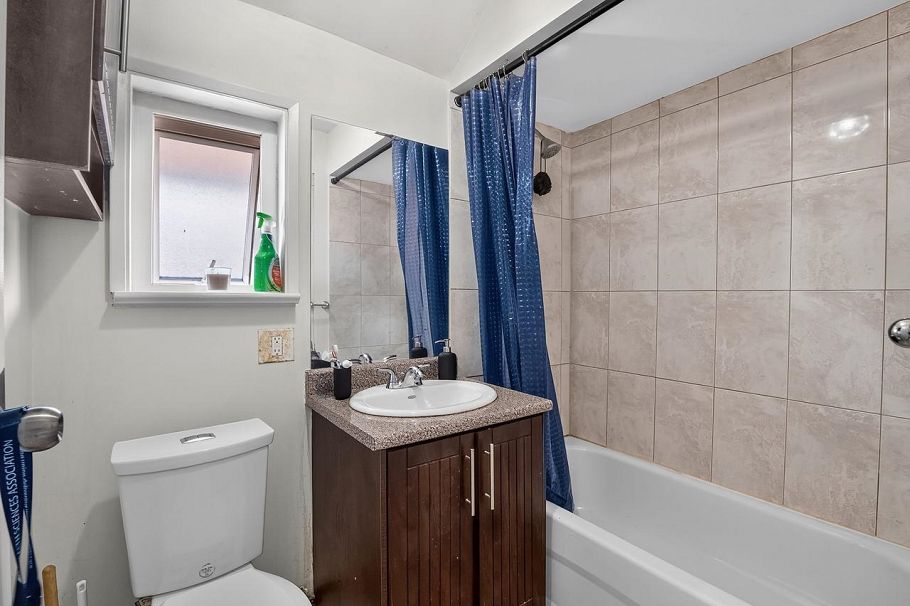 3807 Victoria Drive Vancouver, BC - 9
