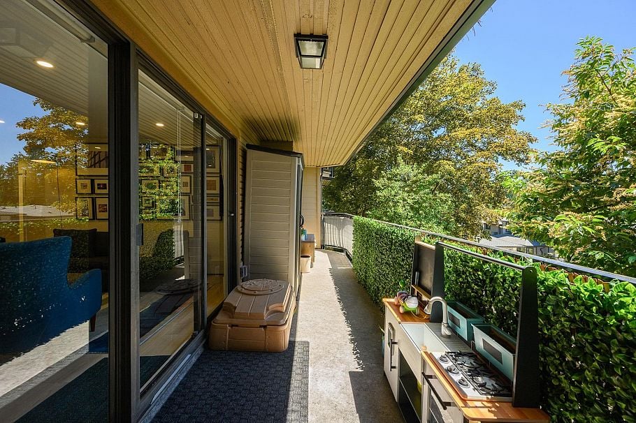 316 1385 Draycott Road North Vancouver, BC - 9