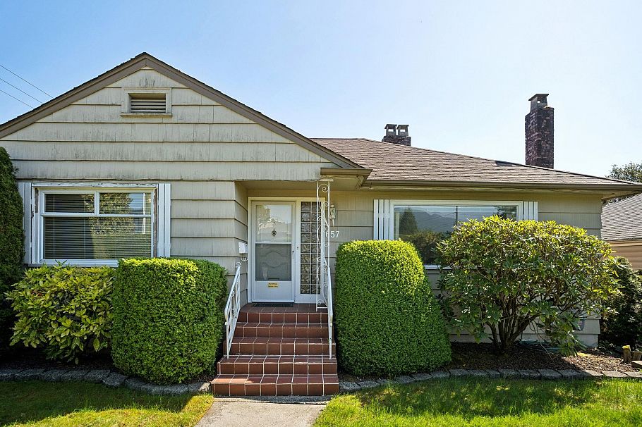 657 E Keith Road North Vancouver, BC - 5