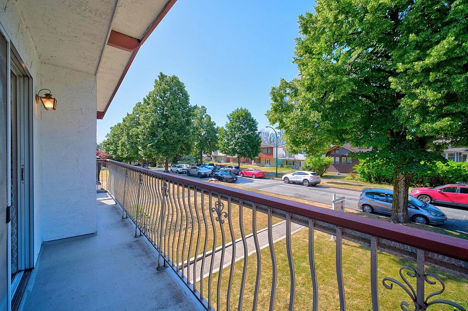 2463 Galt Street Vancouver, BC - 29