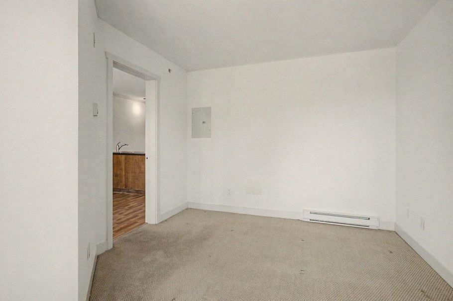 PH18 2265 E Hastings Street Vancouver, BC - 13