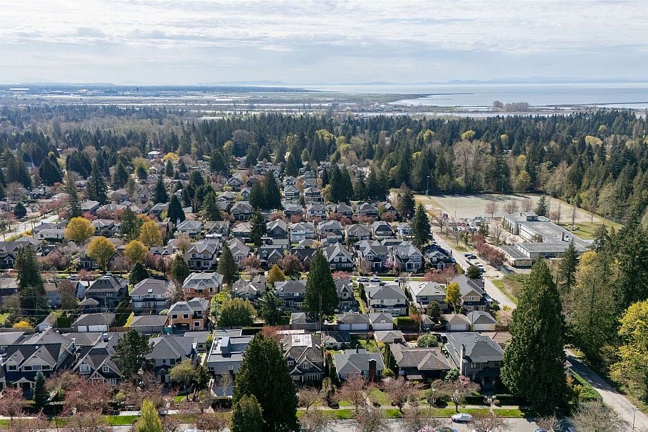 4080 W 35th Avenue Vancouver, BC - 4