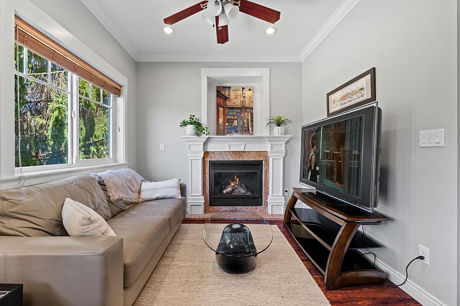6176 Main Street Vancouver, BC - 4