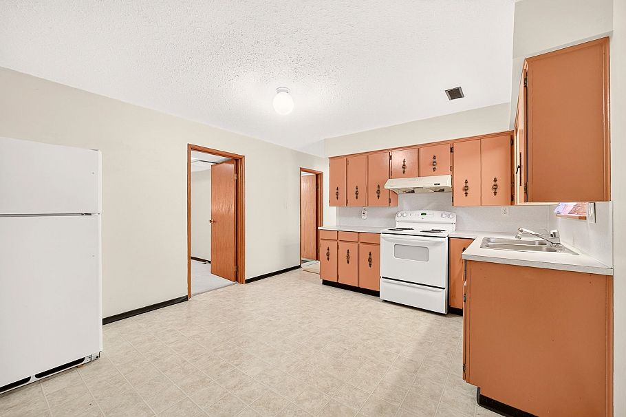 2463 Galt Street Vancouver, BC - 26