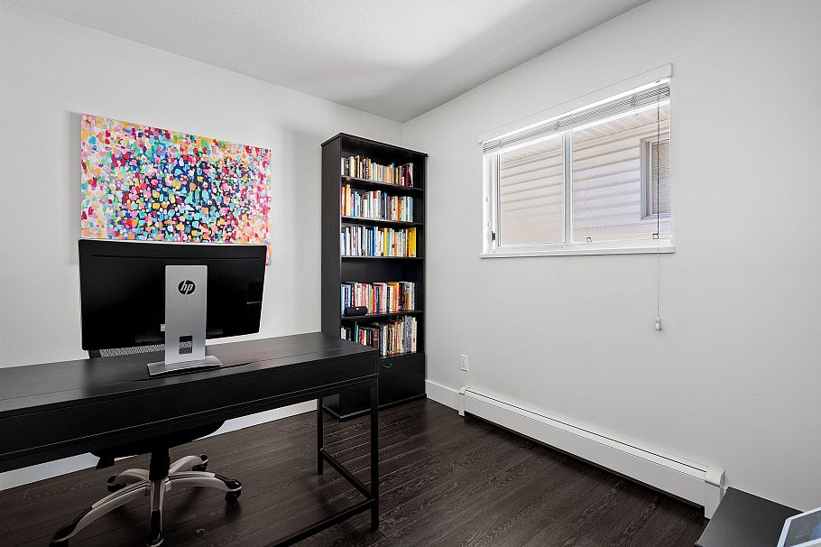 1050 E 10th Avenue Vancouver, BC - 25