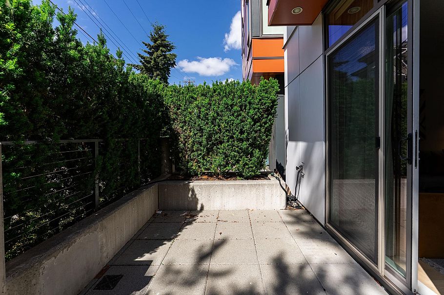 637 Victoria Drive Vancouver, BC - 18