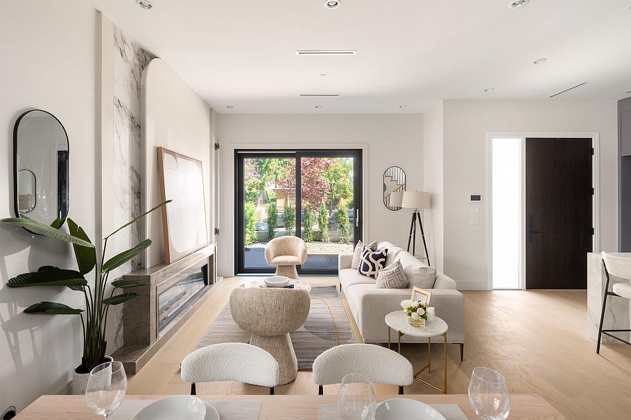1 1450 E 30th Avenue Vancouver, BC - 7