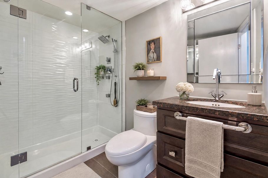 310 1236 W 8th Avenue Vancouver, BC - 27
