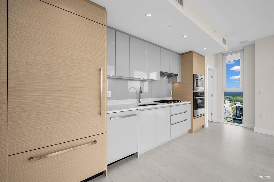 2406 3538 Sawmill Crescent Vancouver, BC - 7