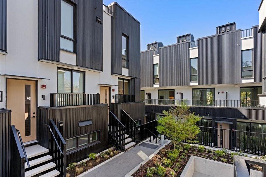 231 2830 Nanaimo Street Vancouver, BC - 31