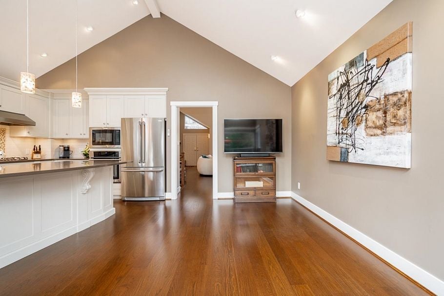 22 4055 Indian River Drive North Vancouver, BC - 9
