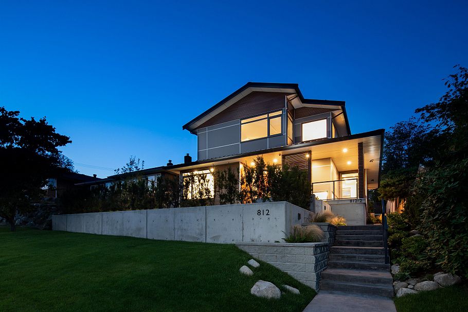 812 E 6th Street North Vancouver, BC - 1