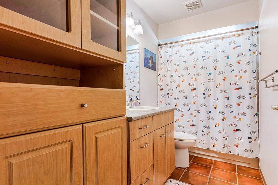 7360 Toba Place Vancouver, BC - 18