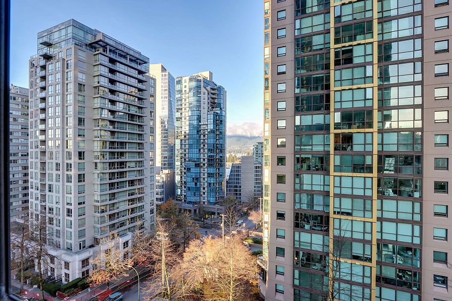 601 738 Broughton Street Vancouver, BC - 25