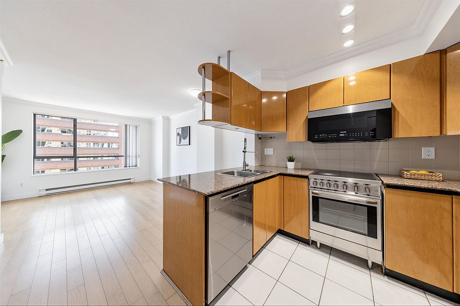 1802 1189 Howe Street Vancouver, BC - 9