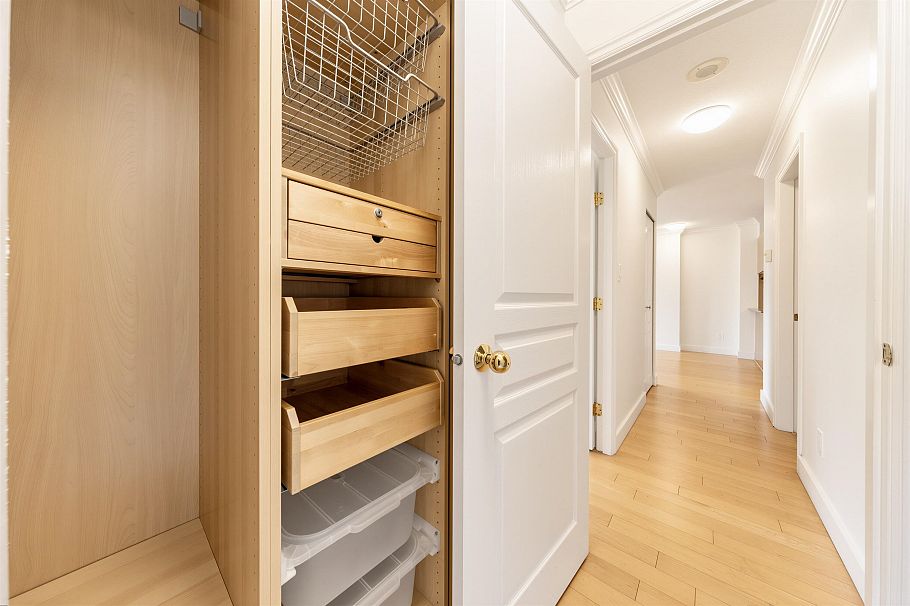 1802 1189 Howe Street Vancouver, BC - 26