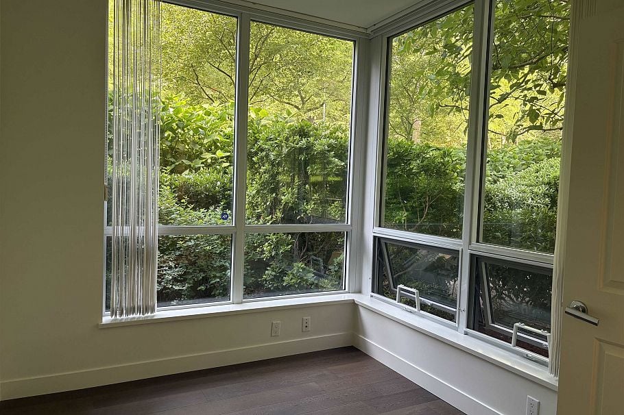 110 5728 Berton Avenue Vancouver, BC - 4