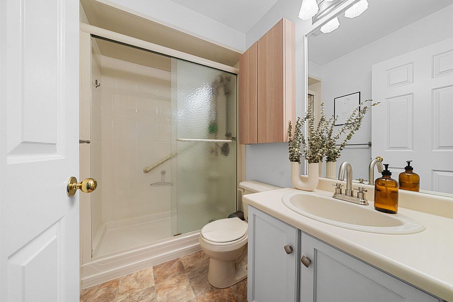 3 2118 Eastern Avenue North Vancouver, BC - 16