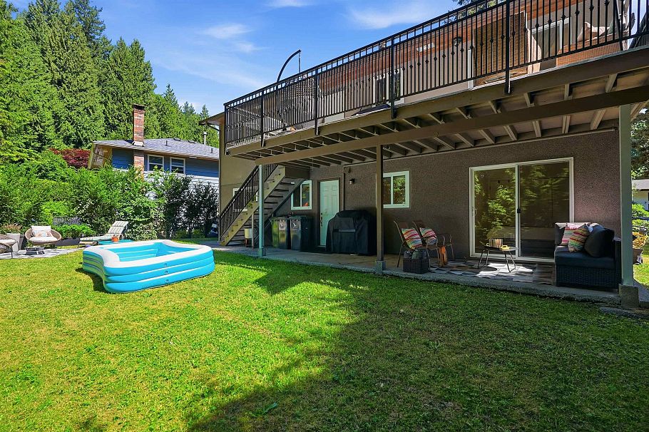 3693 Regent Avenue North Vancouver, BC - 37