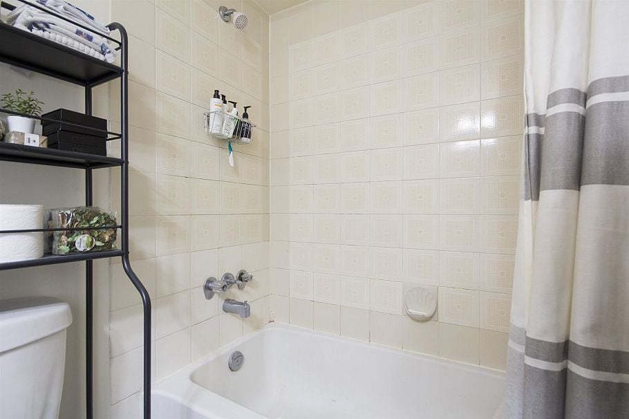 809 1330 Hornby Street Vancouver, BC - 23