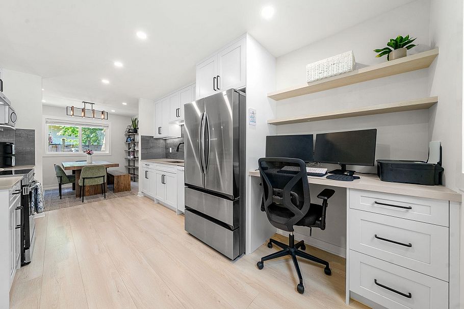 1206 Premier Street North Vancouver, BC - 7