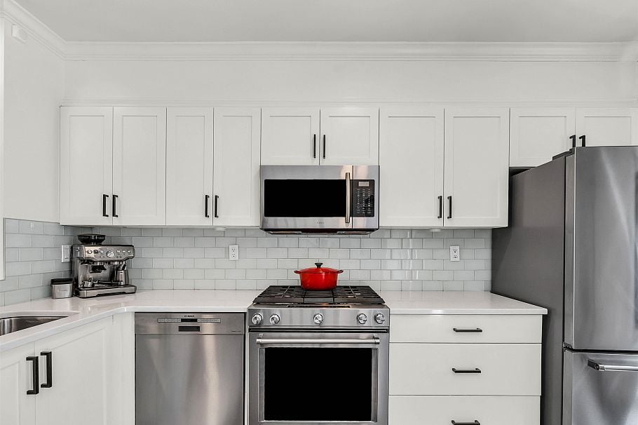4 618 W 6th Avenue Vancouver, BC - 5