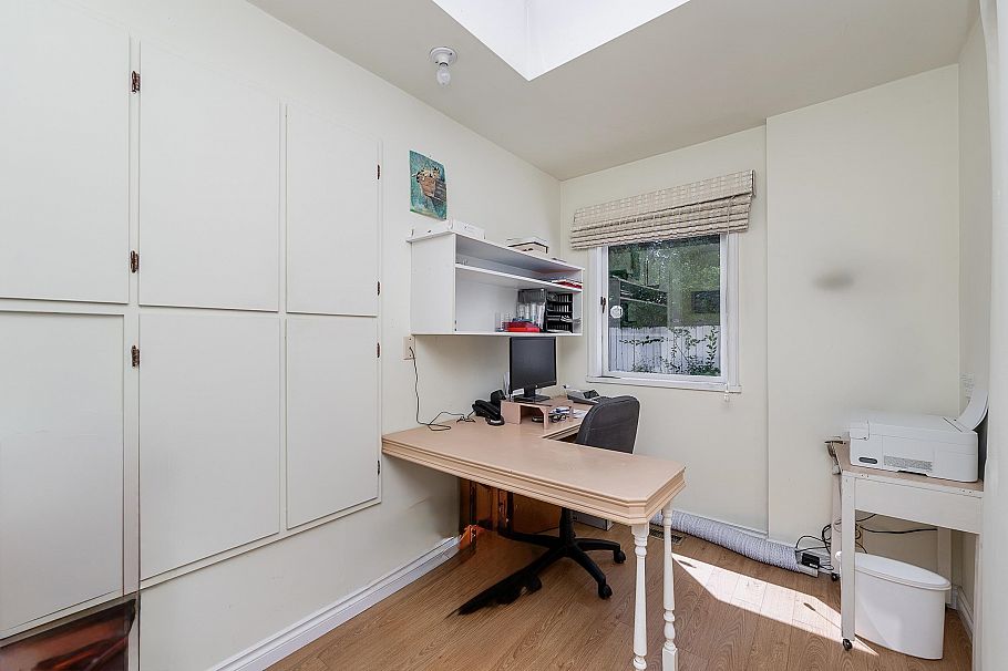 1110 Handsworth Road North Vancouver, BC - 19