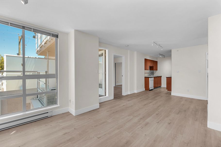 403 1818 West 6th Avenue Vancouver, BC - 11