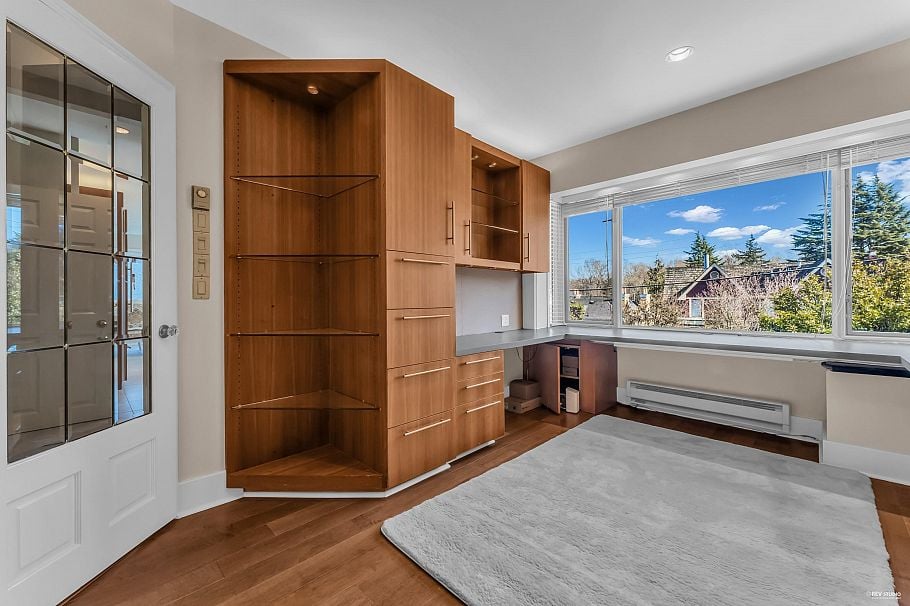 4389 Locarno Crescent Vancouver, BC - 16