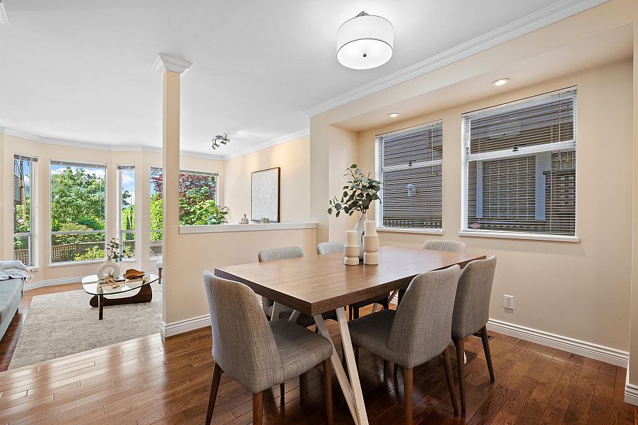 1 230 E Keith Road North Vancouver, BC - 5
