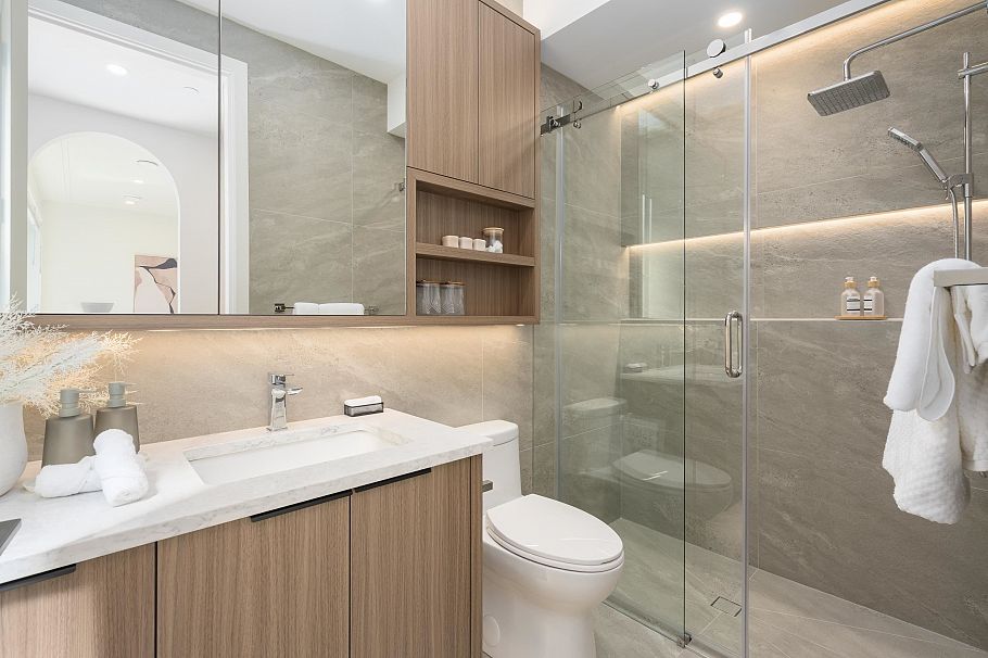 2 3391 Victoria Drive Vancouver, BC - 23