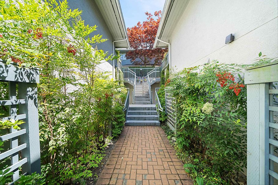 3 2118 Eastern Avenue North Vancouver, BC - 29