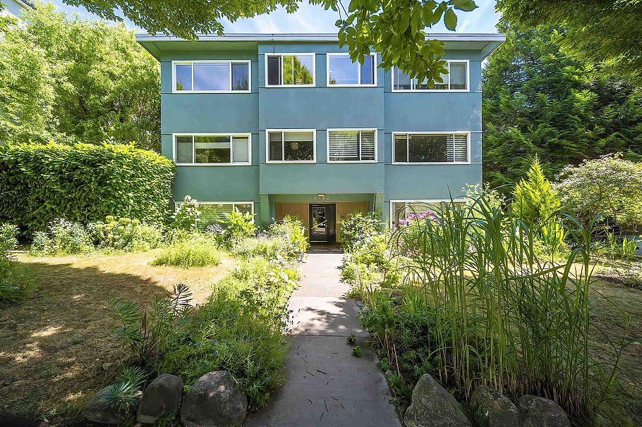 108 8622 Selkirk Street Vancouver, BC - 13