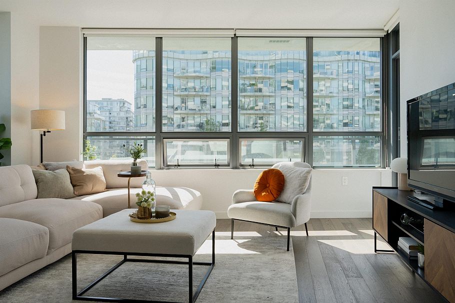 604 1688 Pullman Porter Street Vancouver, BC - 4