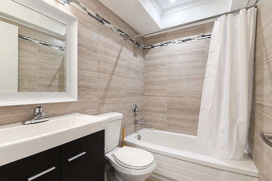 214 1545 E 2nd Avenue Vancouver, BC - 16