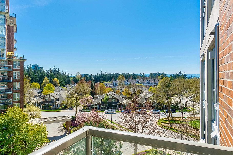 707 5639 Hampton Place Vancouver, BC - 3
