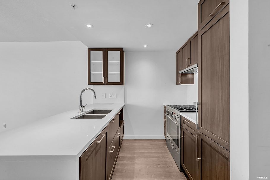 614 5598 Ormidale Street Vancouver, BC - 5