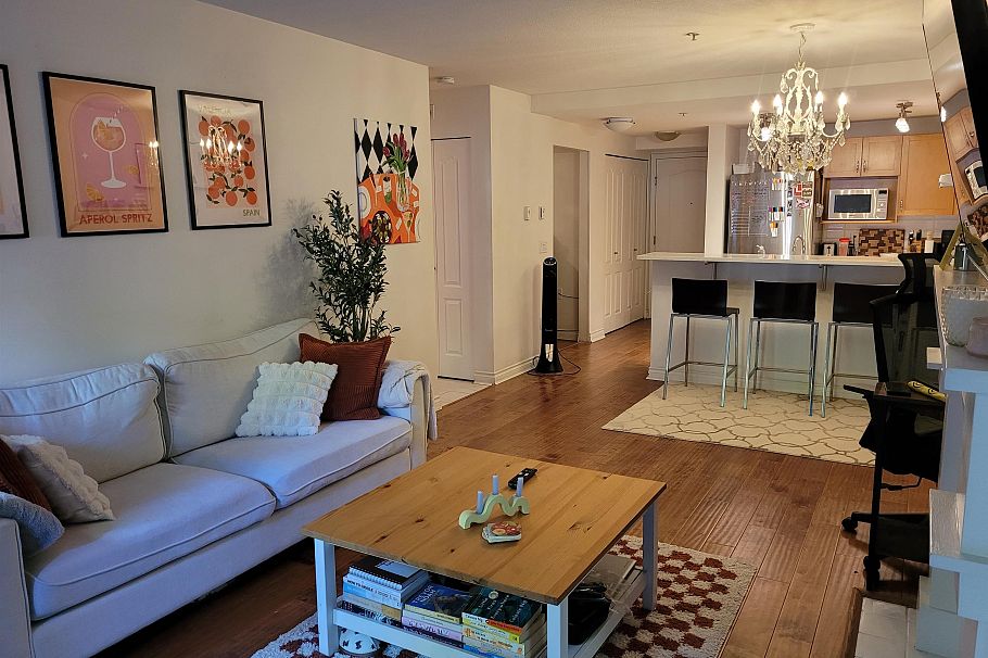 3068 W 4th Avenue Vancouver, BC - 12