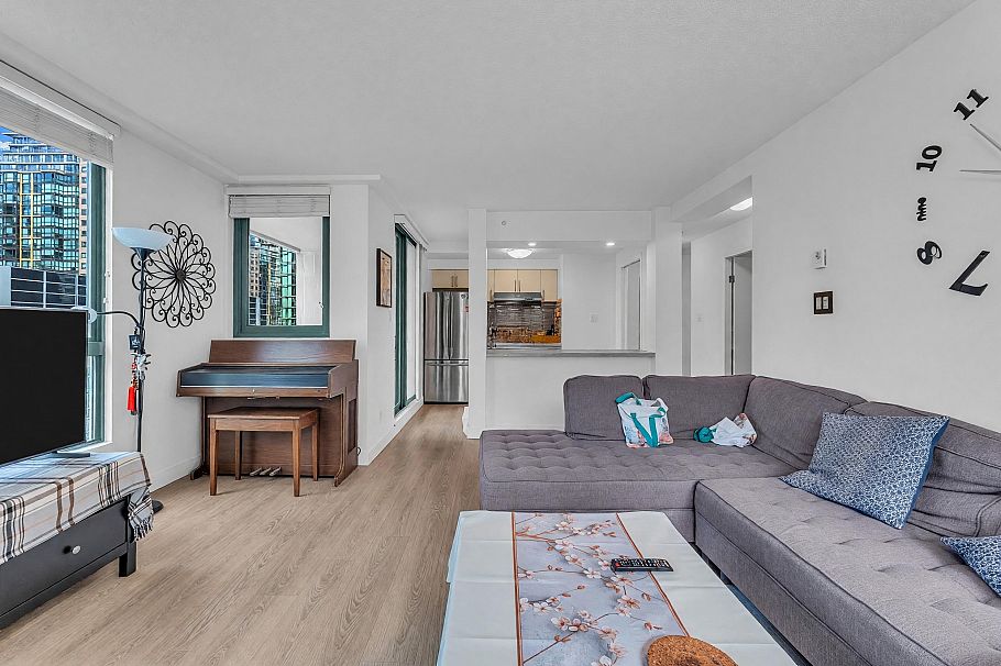 1706 1238 Melville Street Vancouver, BC - 10