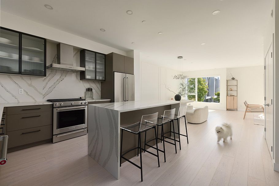 49 3597 Malsum Drive North Vancouver, BC - 17