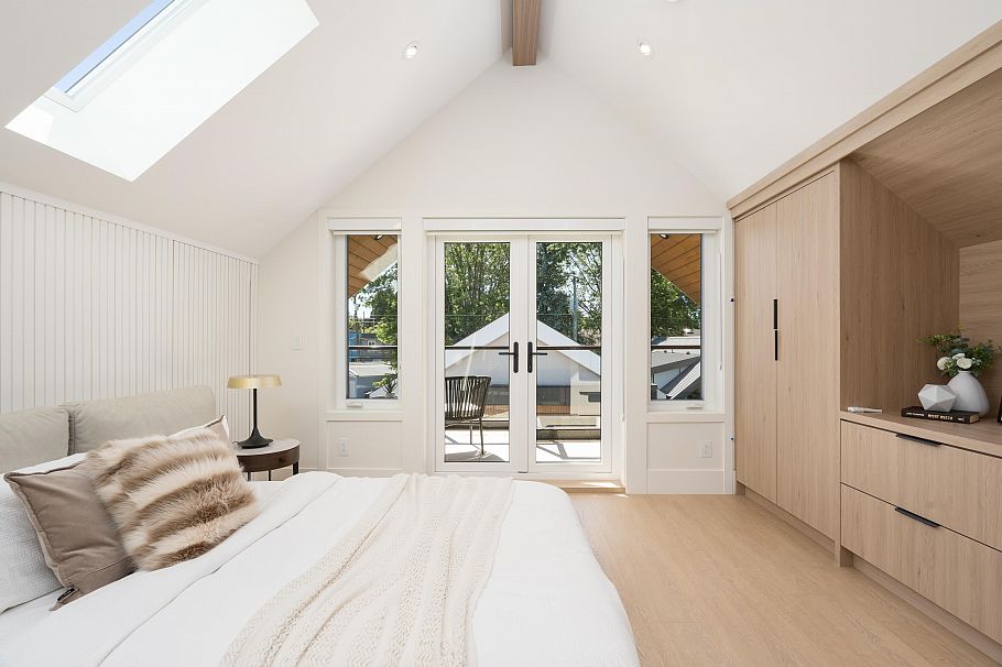 2 3391 Victoria Drive Vancouver, BC - 26