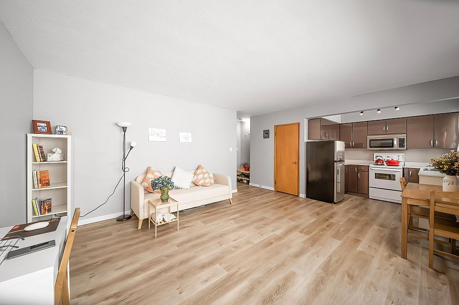 108 8622 Selkirk Street Vancouver, BC - 5
