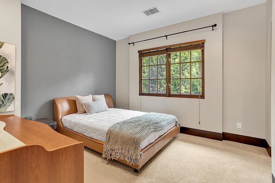 1807 Acadia Road Vancouver, BC - 23